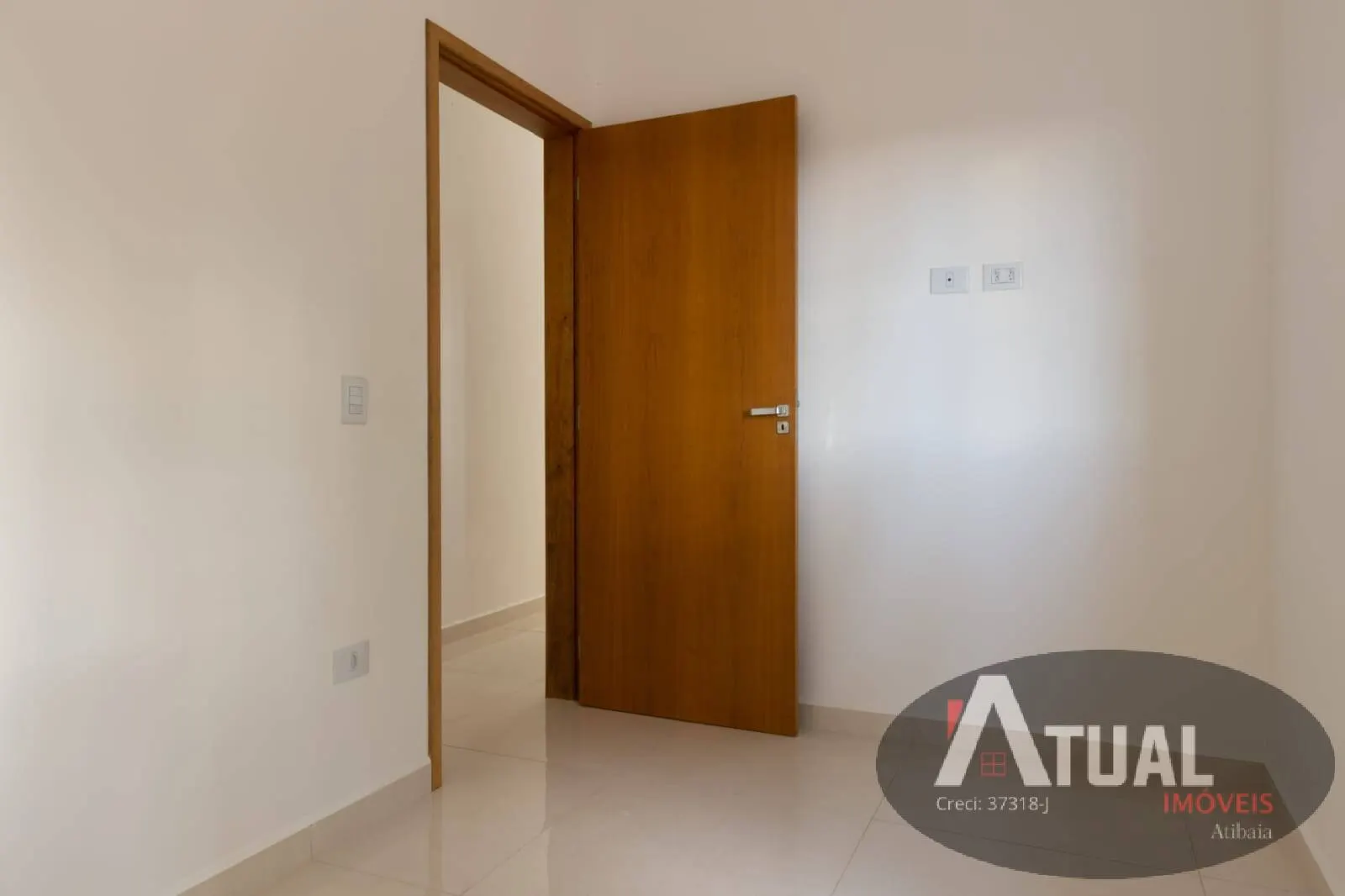 Casa à venda de 63 m² em Bom Jesus dos Perdões, SP, Brasil