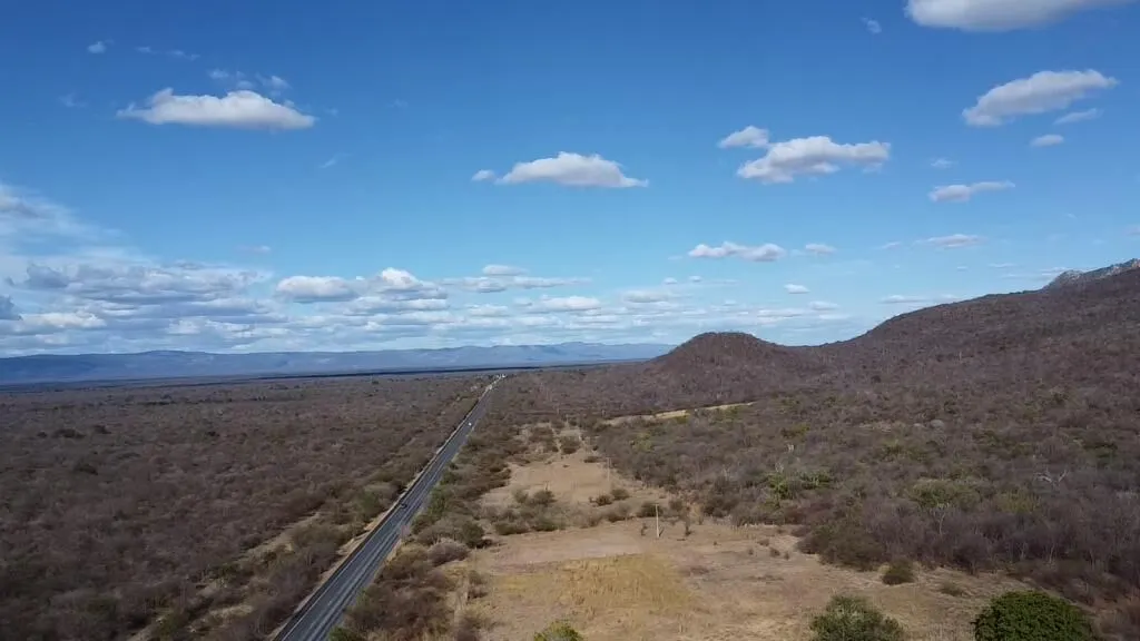 Fazenda à venda de 580 ha em Oliveira dos Brejinhos, BA, Brasil