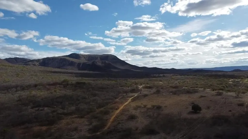 Fazenda à venda de 580 ha em Oliveira dos Brejinhos, BA, Brasil