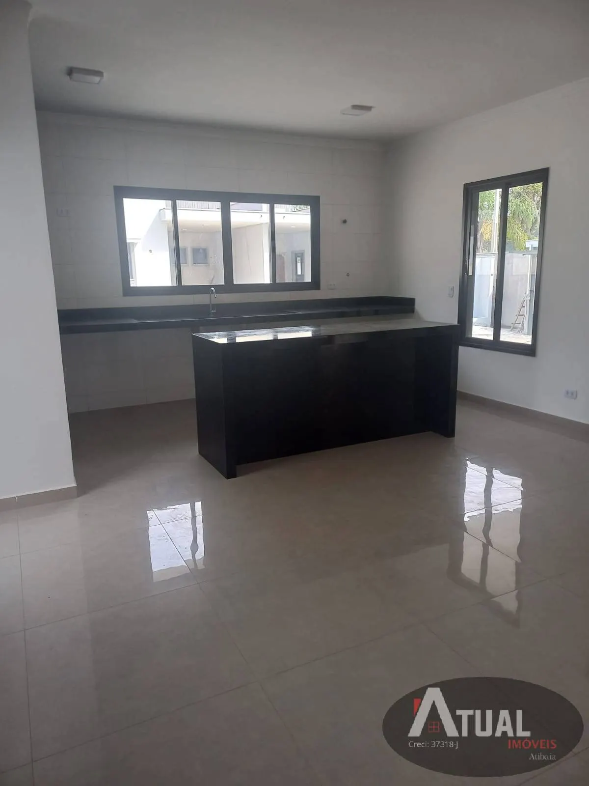 Casa à venda de 110 m² em Atibaia, SP, Brasil