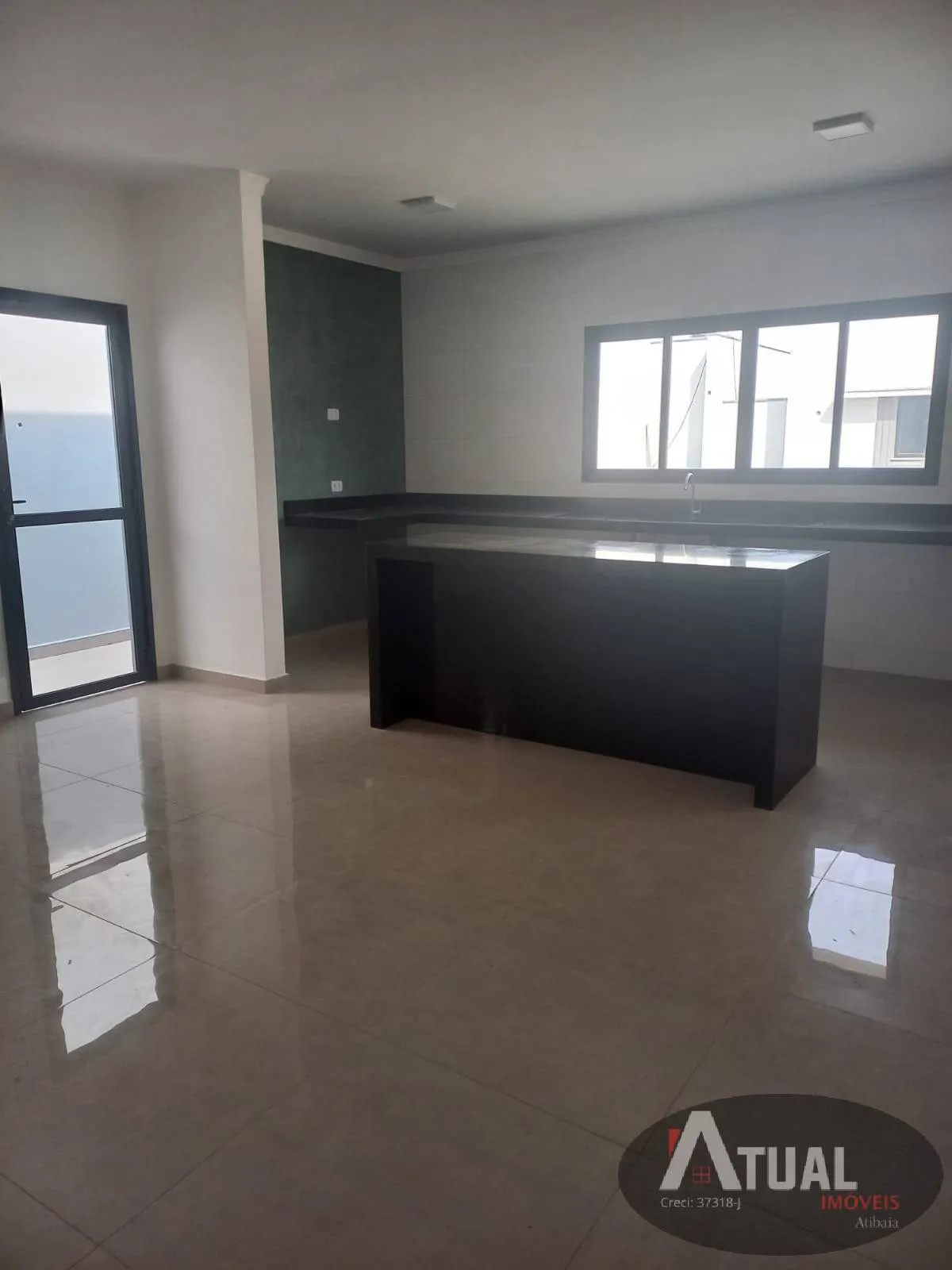 Casa à venda de 110 m² em Atibaia, SP, Brasil