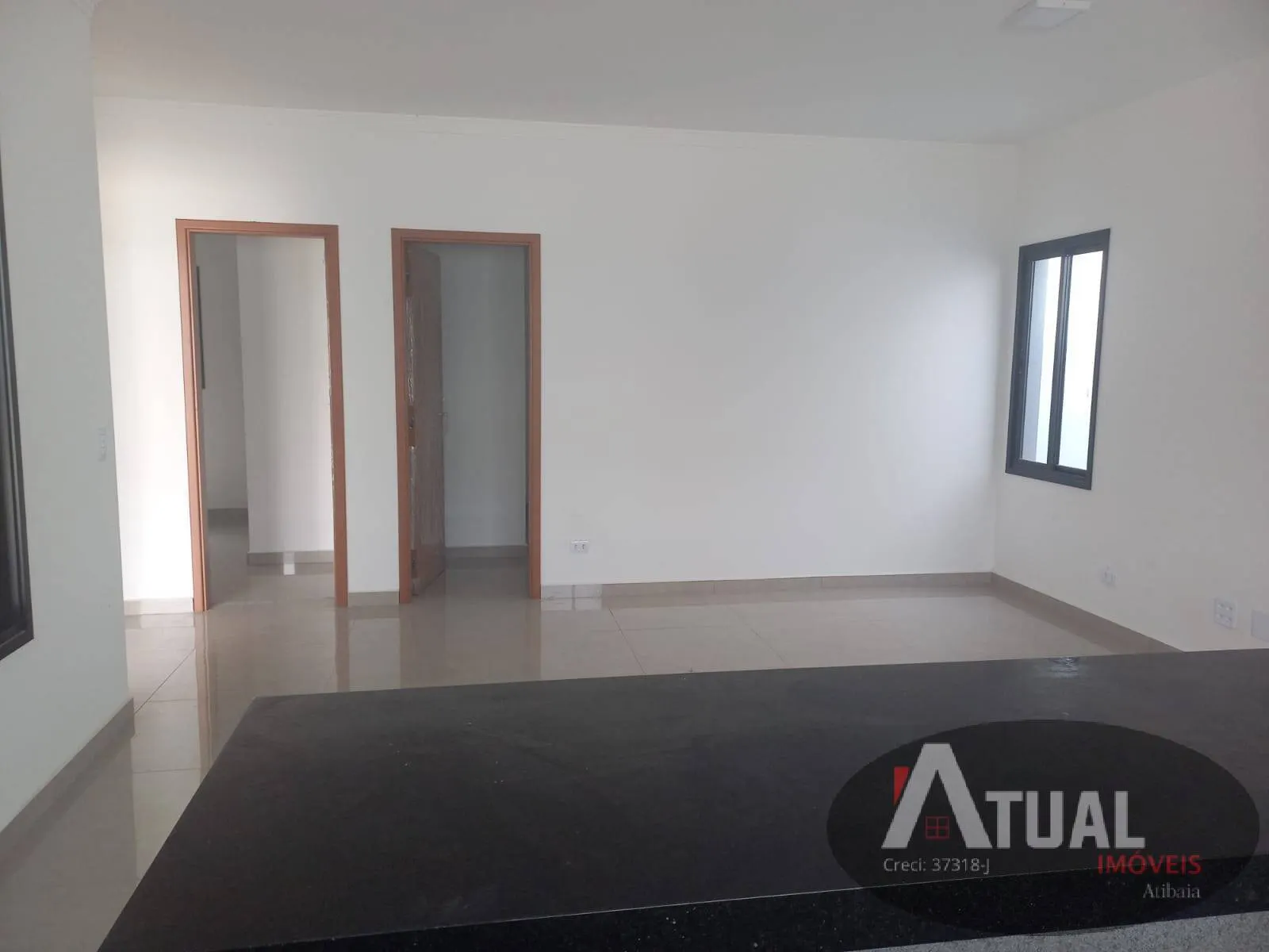 Casa à venda de 110 m² em Atibaia, SP, Brasil