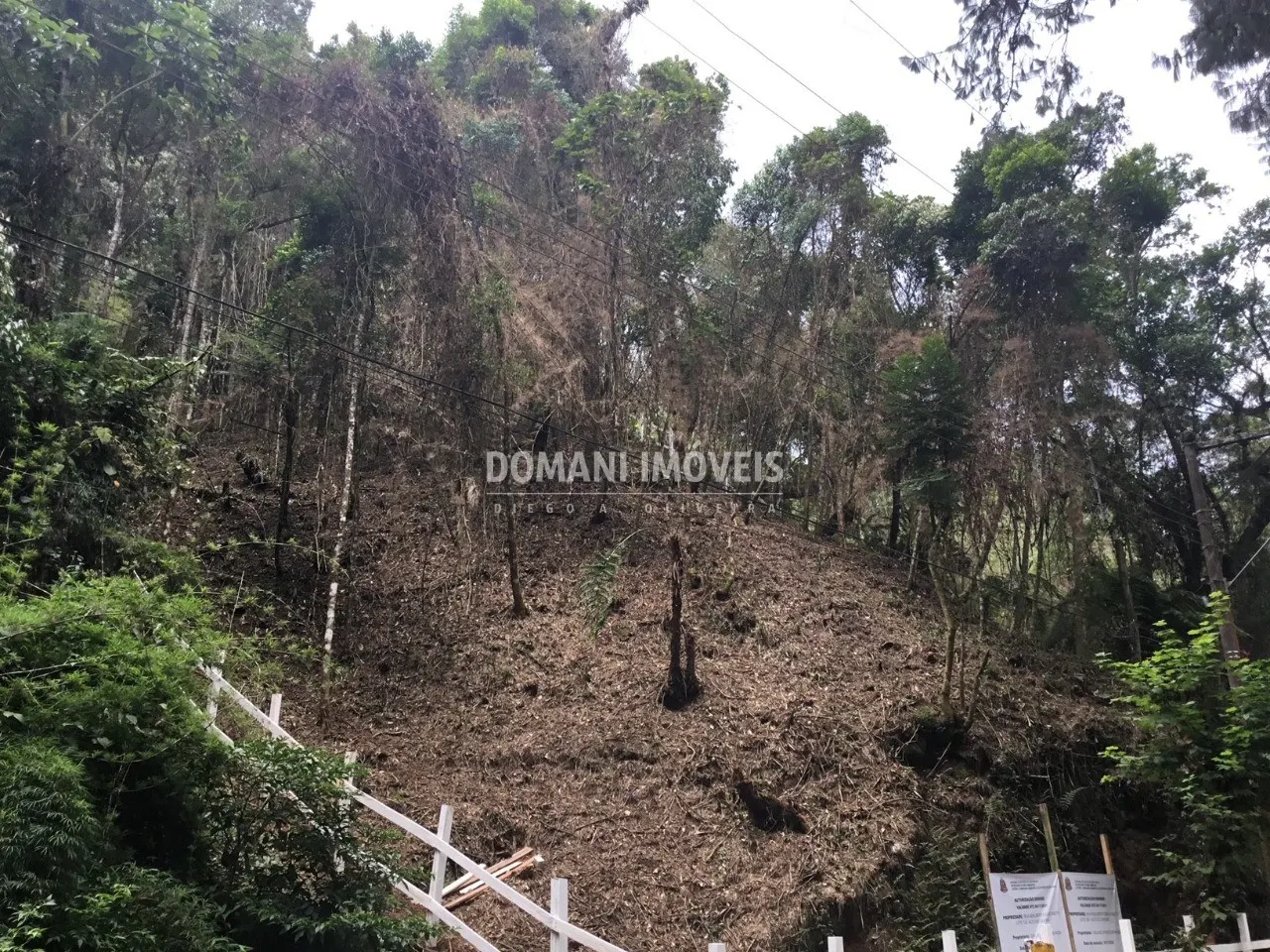 Terreno à venda de 1.010 m² em Campos do Jordão, SP, Brasil