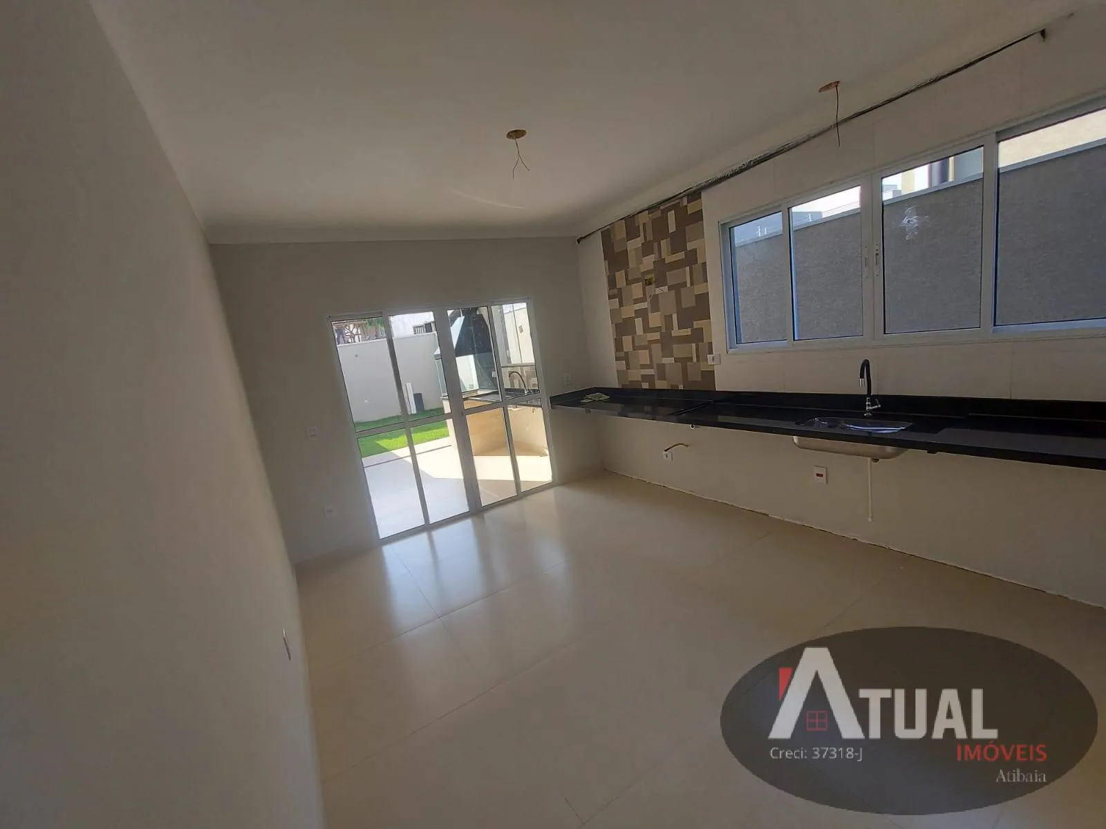 Casa à venda de 155 m² em Atibaia, SP, Brasil
