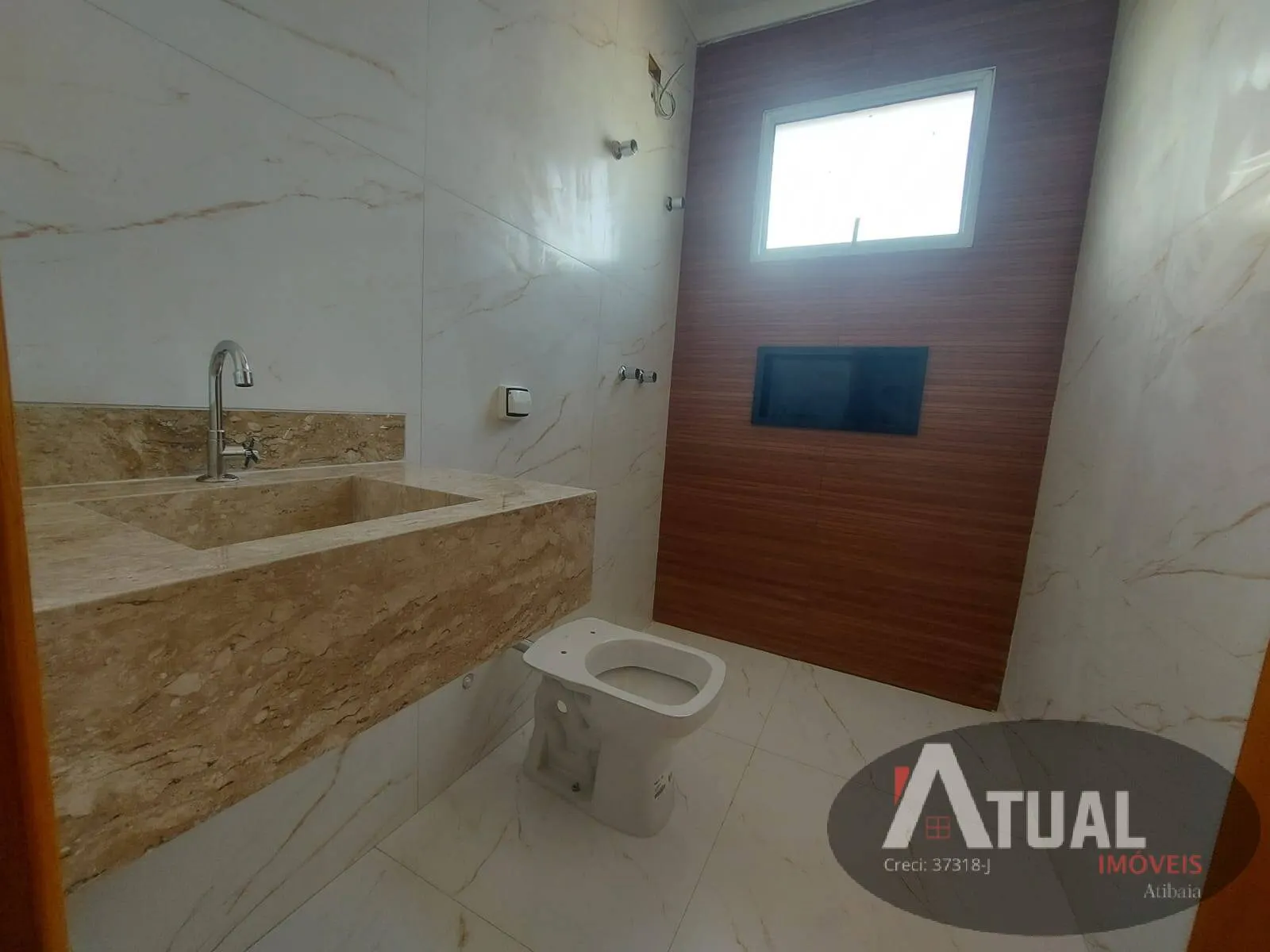 Casa à venda de 155 m² em Atibaia, SP, Brasil