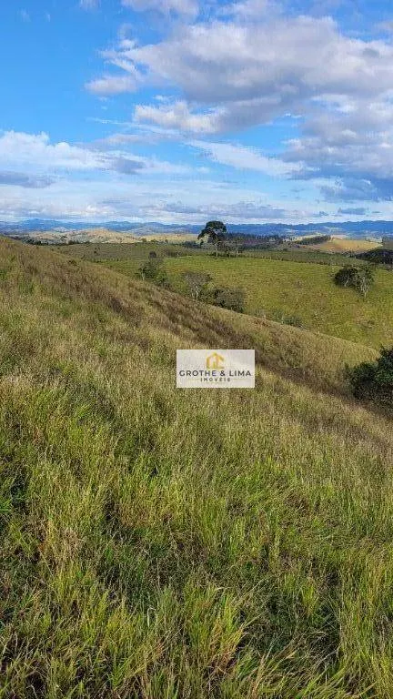Sítio à venda de 48 ha em Lagoinha, SP, Brasil