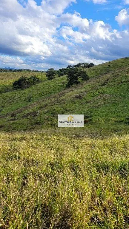 Sítio à venda de 48 ha em Lagoinha, SP, Brasil