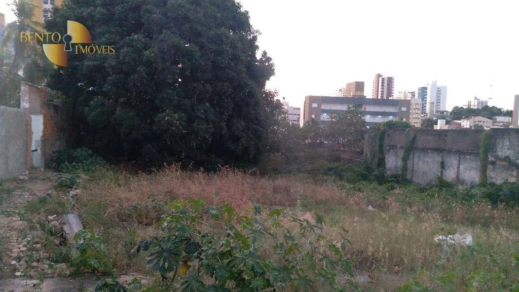 Terreno à venda de 1.400 m² em Cuiabá, MT, Brasil