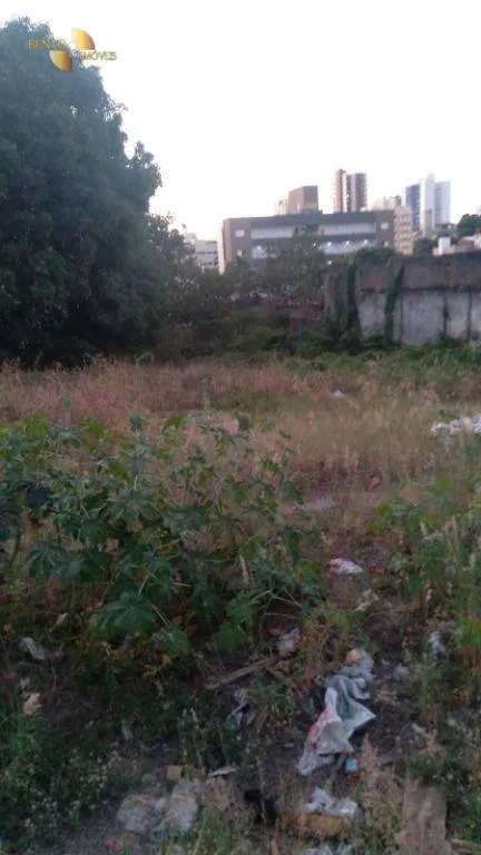 Terreno à venda de 1.400 m² em Cuiabá, MT, Brasil