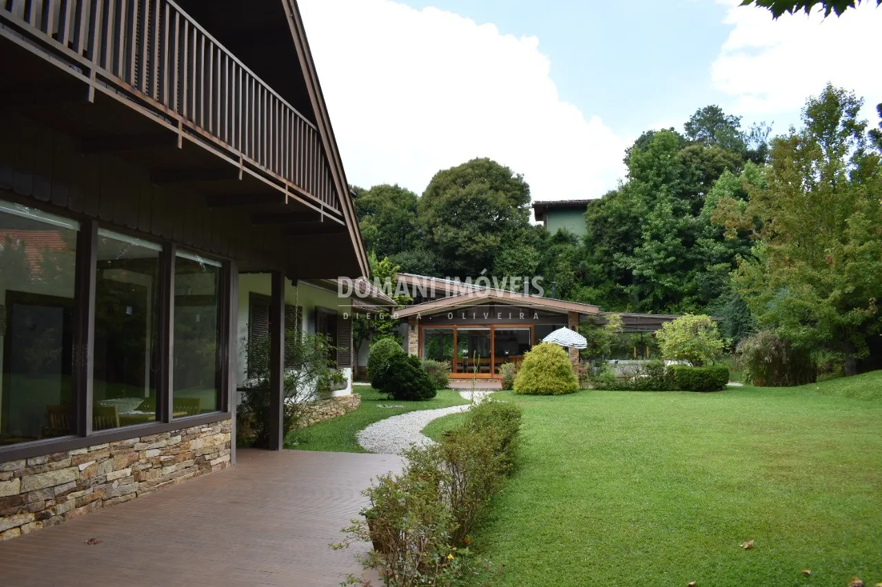 Casa à venda de 3.530 m² em Campos do Jordão, SP, Brasil