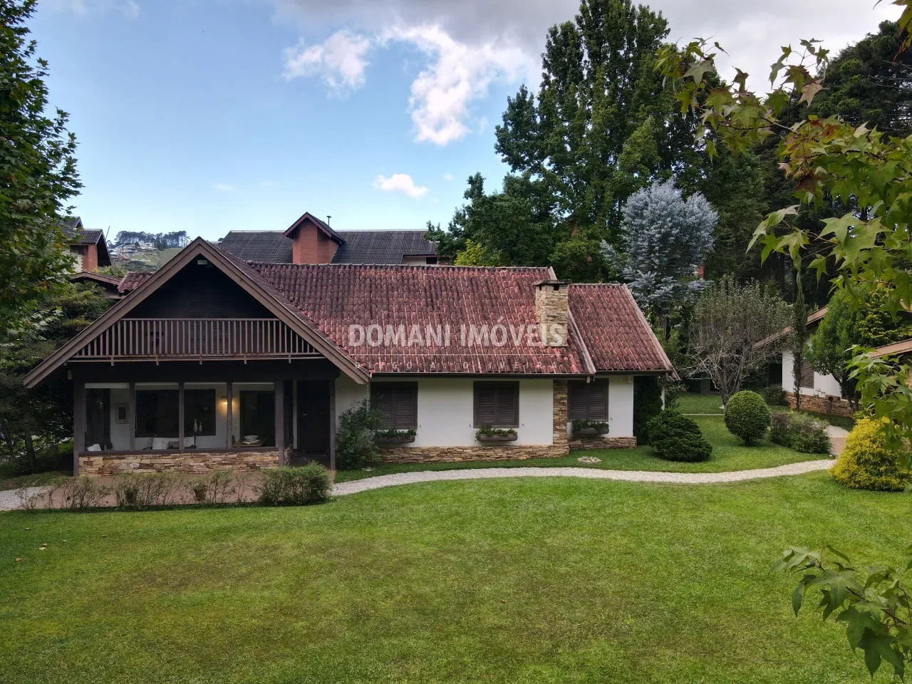 Casa à venda de 3.530 m² em Campos do Jordão, SP, Brasil