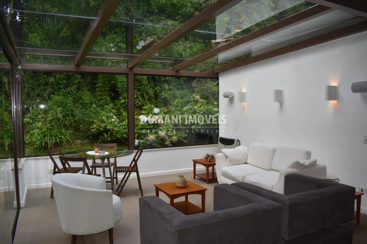 Casa à venda de 3.530 m² em Campos do Jordão, SP, Brasil