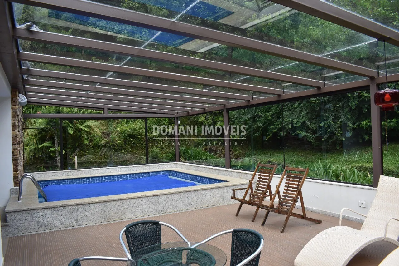 Casa à venda de 3.530 m² em Campos do Jordão, SP, Brasil