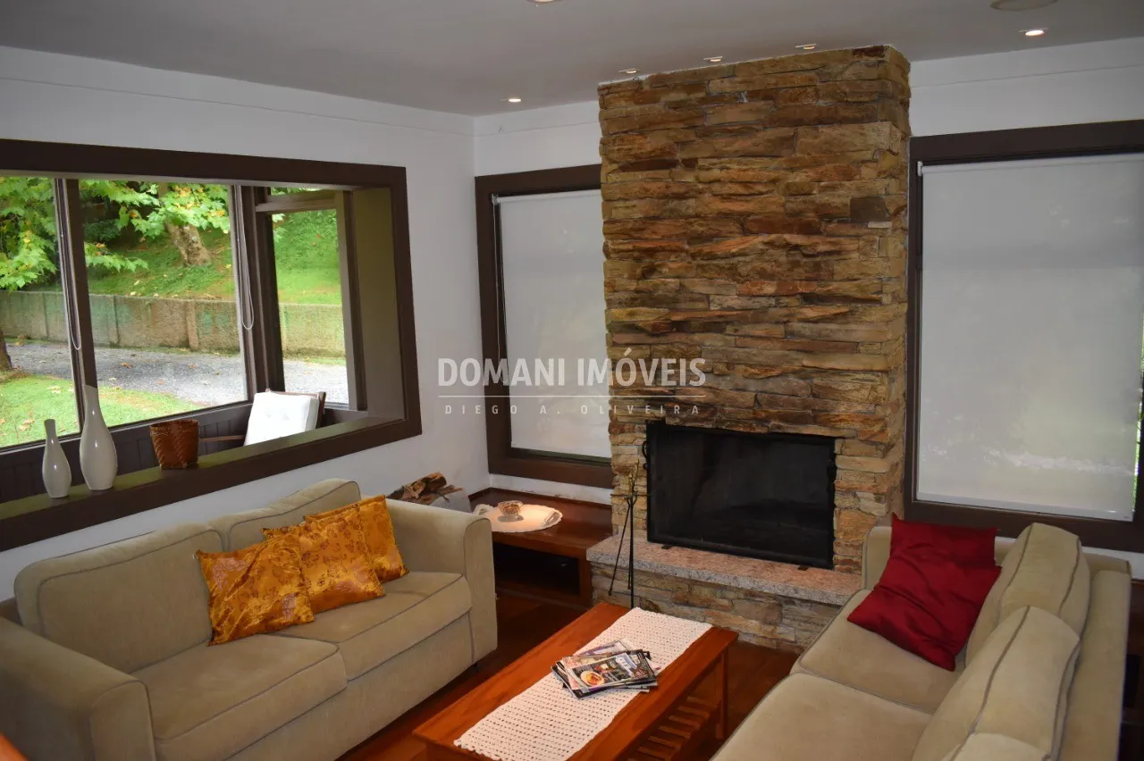 Casa à venda de 3.530 m² em Campos do Jordão, SP, Brasil