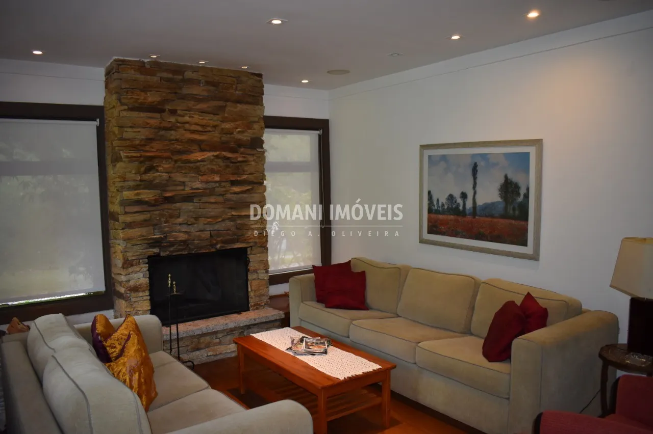 Casa à venda de 3.530 m² em Campos do Jordão, SP, Brasil