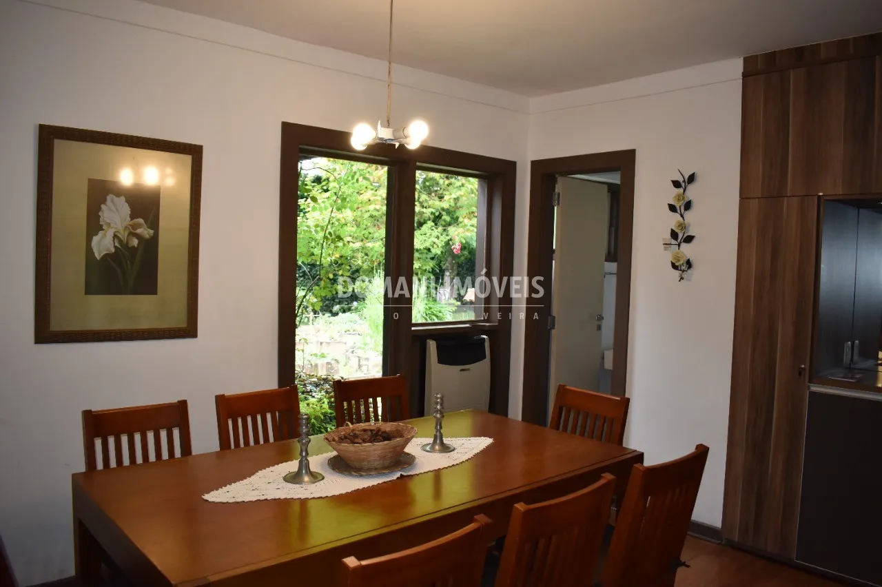 Casa à venda de 3.530 m² em Campos do Jordão, SP, Brasil