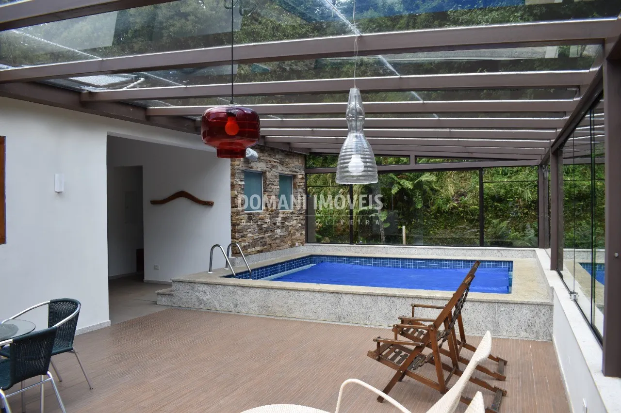 Casa à venda de 3.530 m² em Campos do Jordão, SP, Brasil