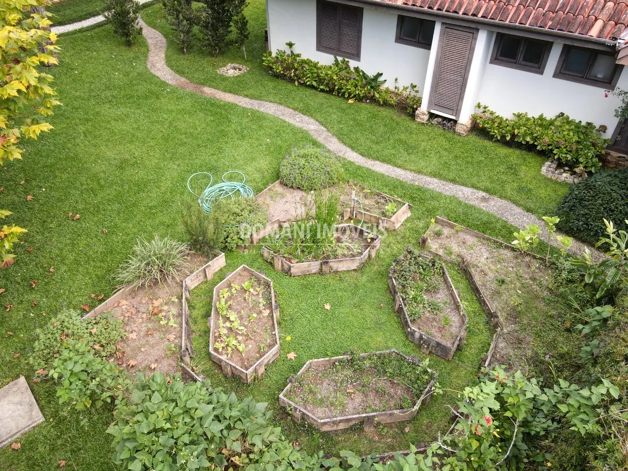 Casa à venda de 3.530 m² em Campos do Jordão, SP, Brasil