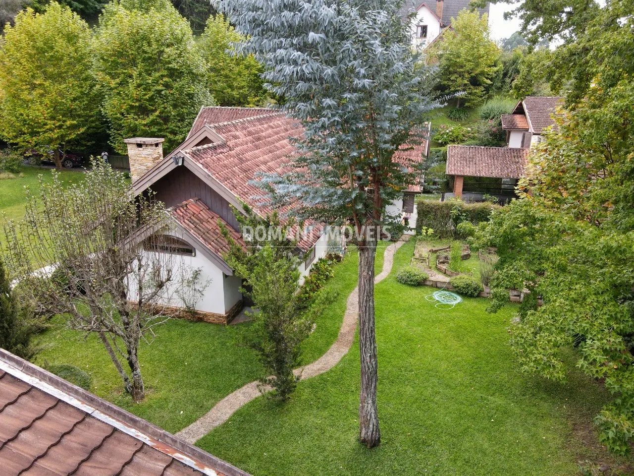Casa à venda de 3.530 m² em Campos do Jordão, SP, Brasil