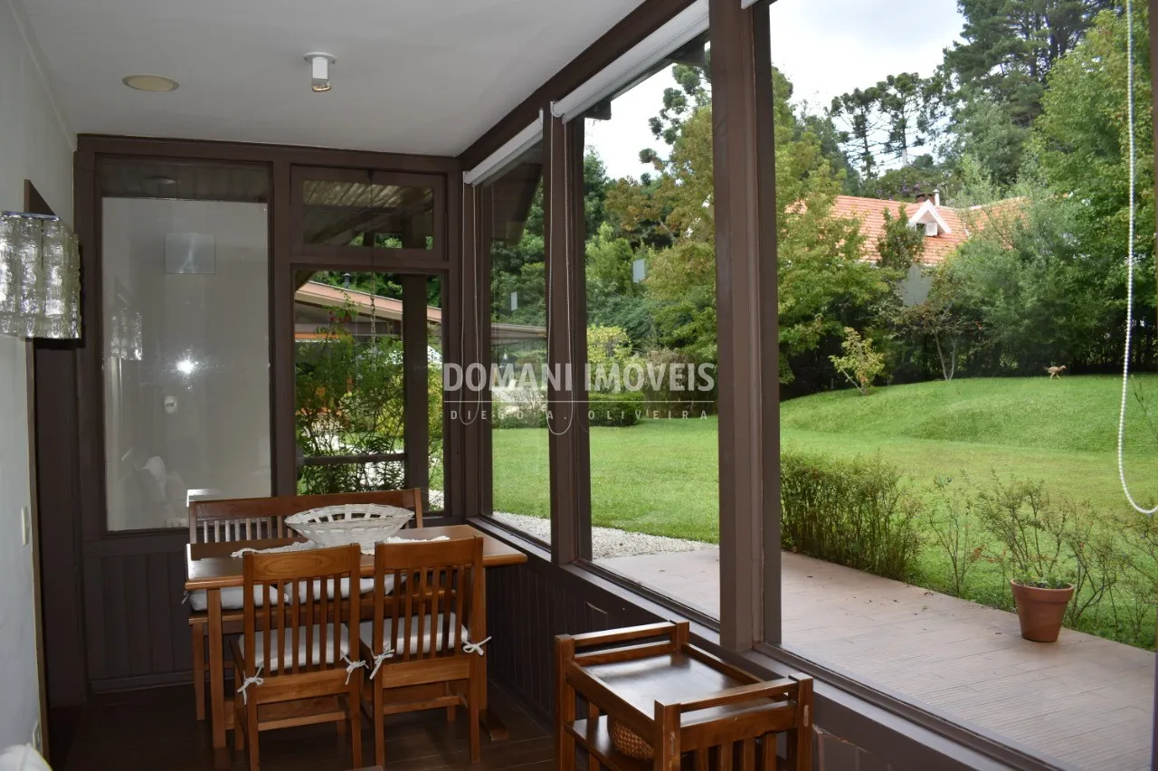 Casa à venda de 3.530 m² em Campos do Jordão, SP, Brasil