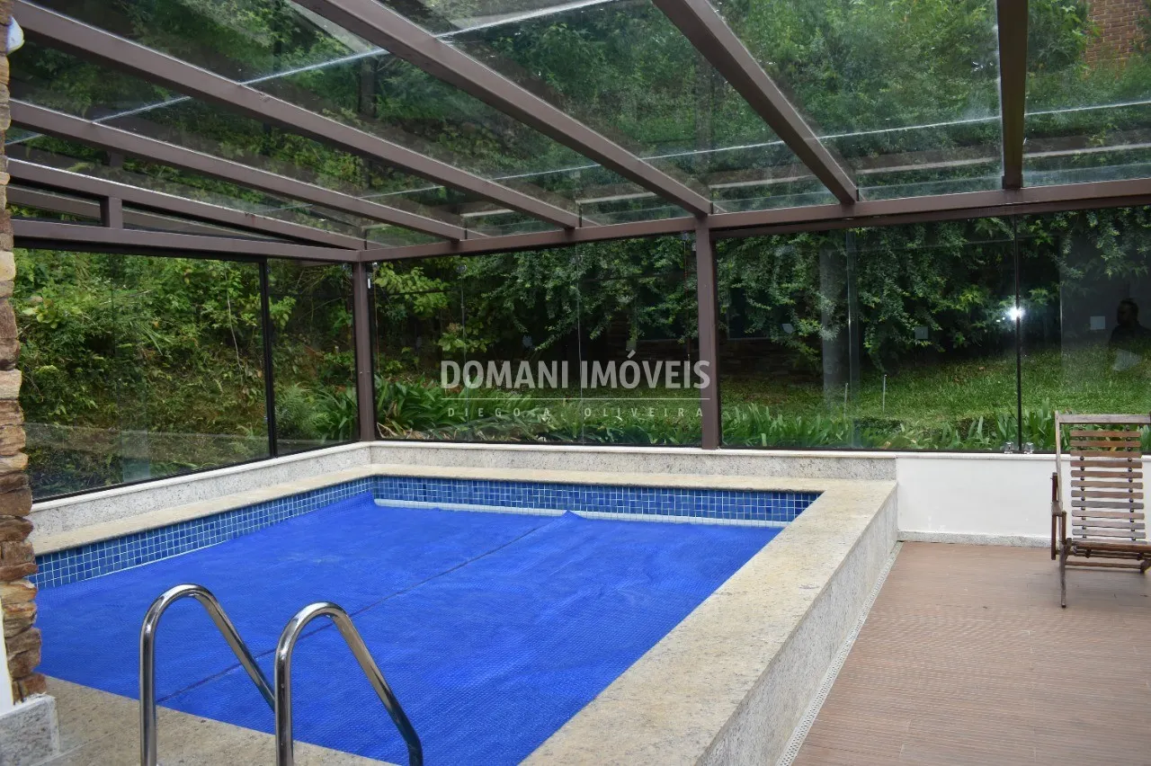 Casa à venda de 3.530 m² em Campos do Jordão, SP, Brasil