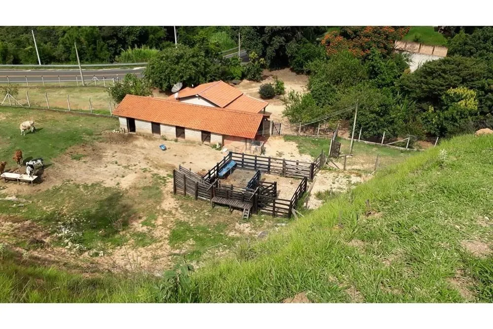 Sítio à venda de 5 ha em Serra Negra, SP, Brasil