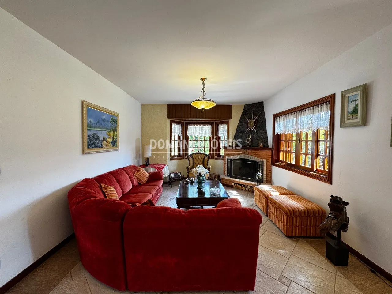 Casa à venda de 1.200 m² em Campos do Jordão, SP, Brasil