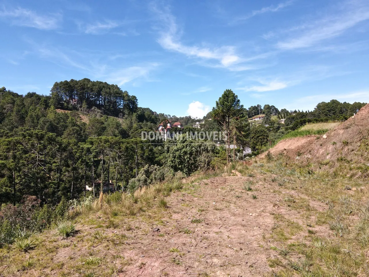 Terreno à venda de 2.760 m² em Campos do Jordão, SP, Brasil