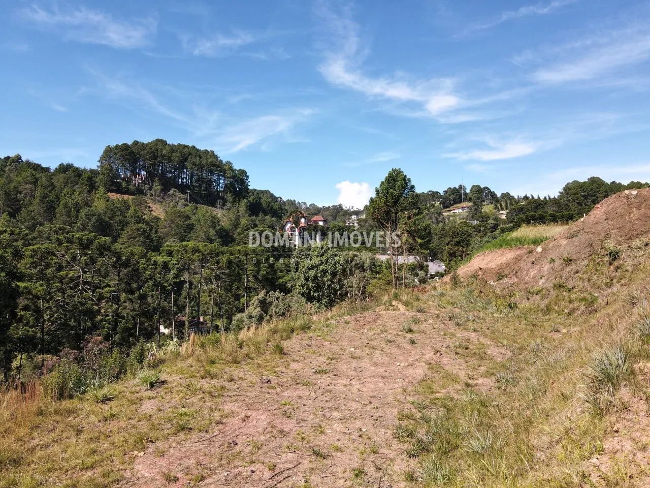 Terreno à venda de 2.760 m² em Campos do Jordão, SP, Brasil