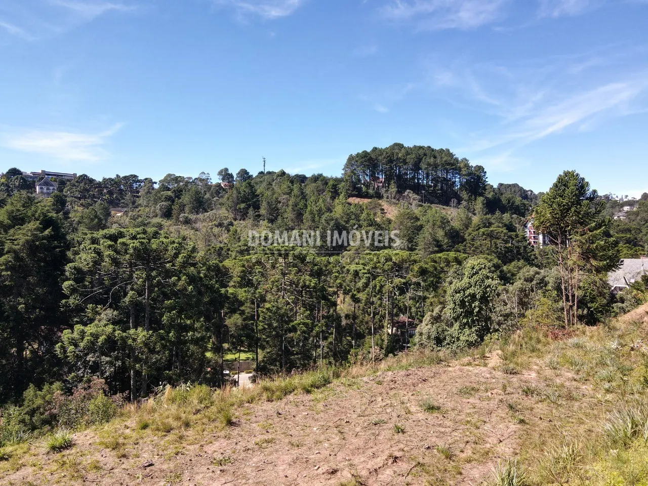 Terreno à venda de 2.760 m² em Campos do Jordão, SP, Brasil