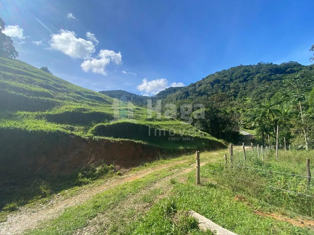 Casa à venda de 230 m² em Nova Trento, SC, Brasil