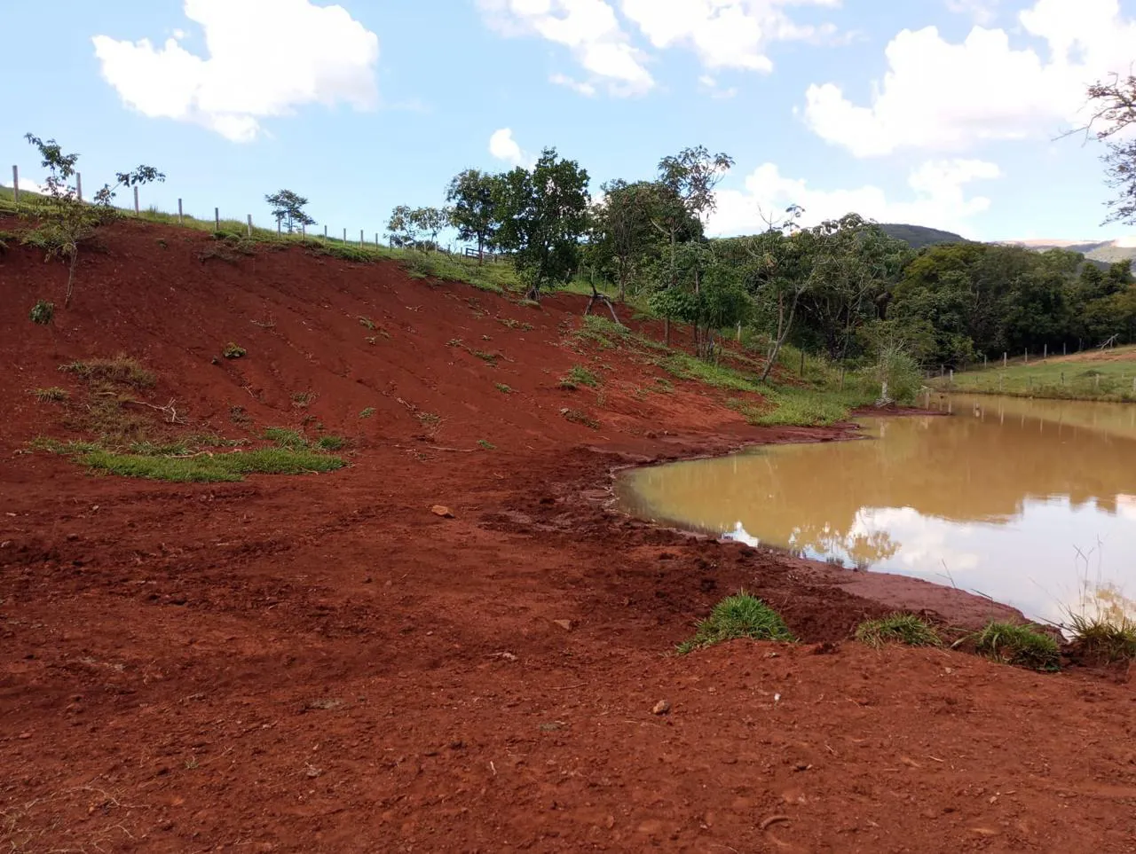 Fazenda à venda de 523 ha em Santa Rita do Novo Destino, GO, Brasil