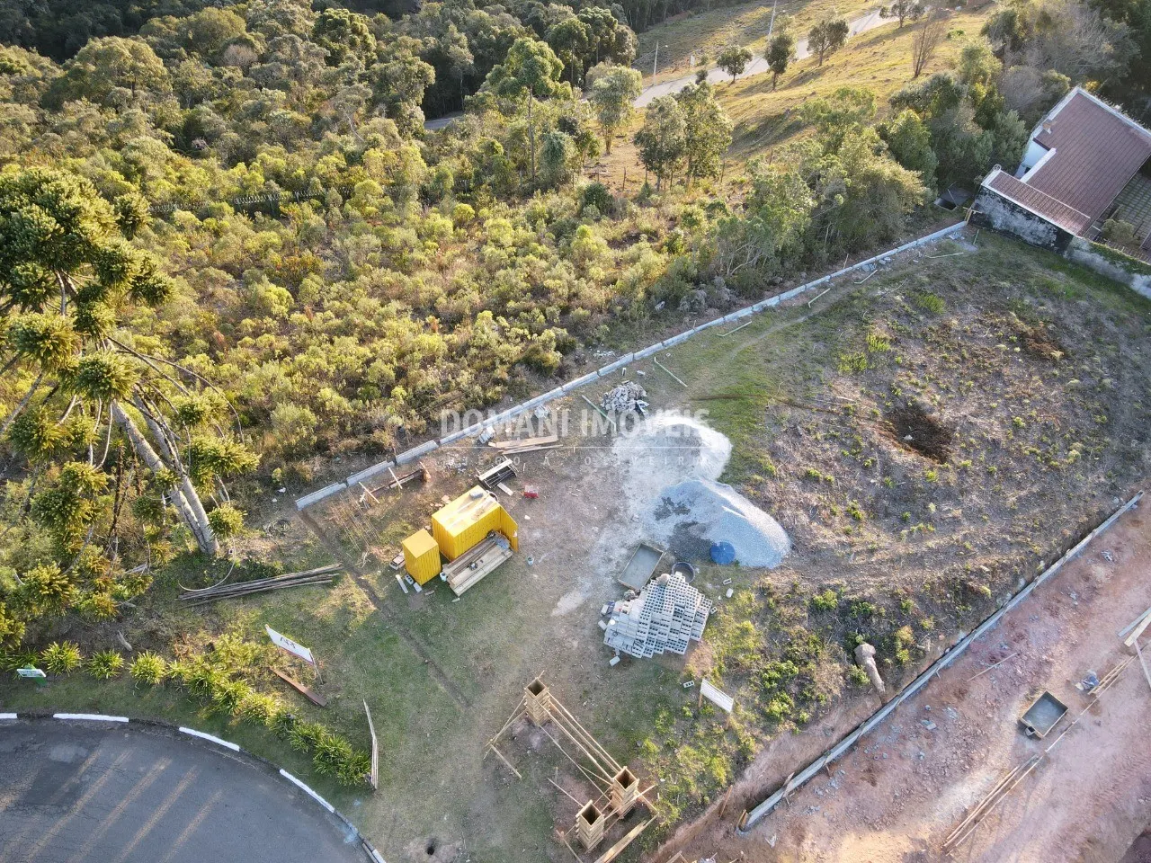 Plot for sale of 1,060 m² in Campos do Jordão, SP, Brazil