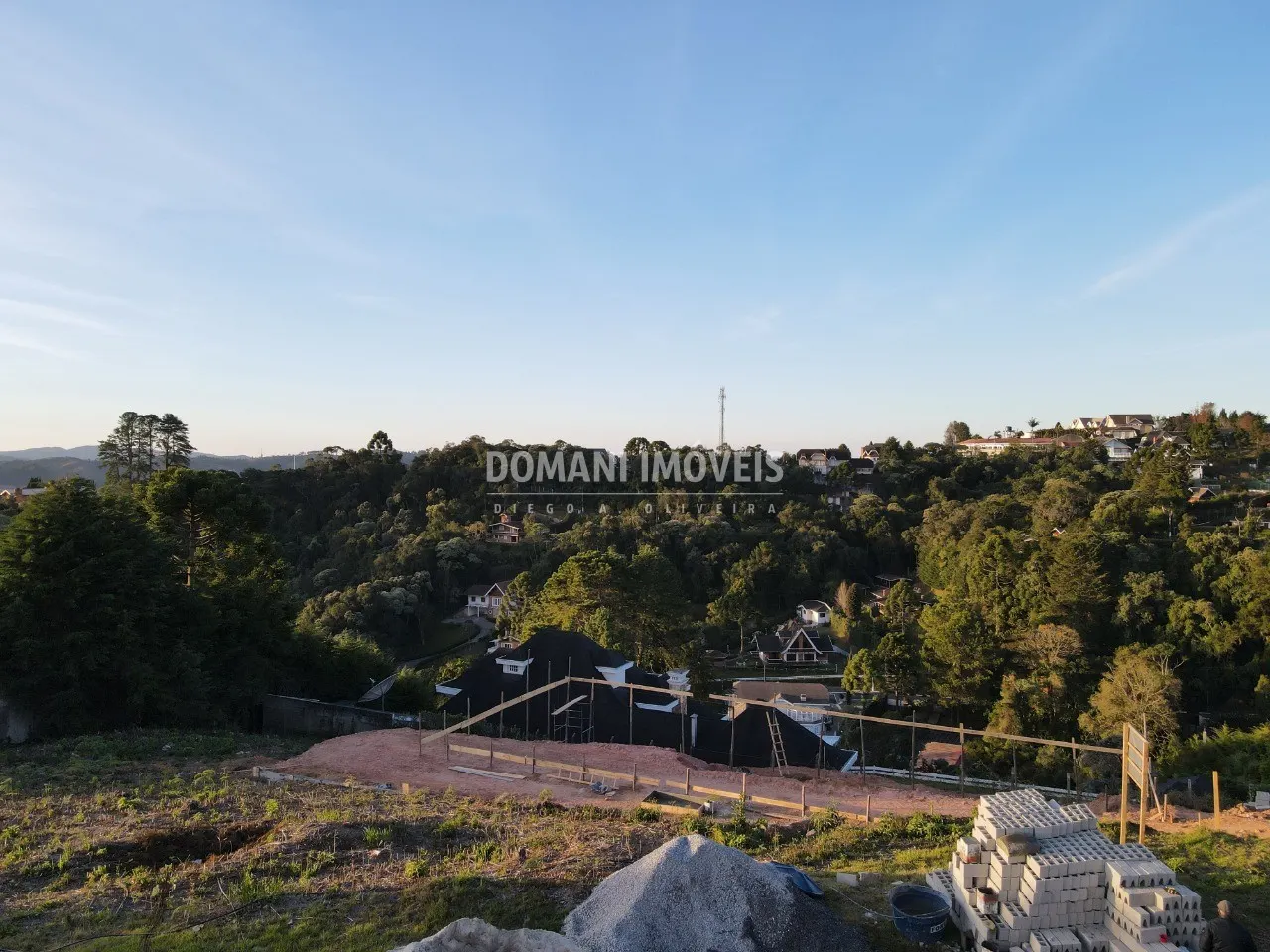 Plot for sale of 1,060 m² in Campos do Jordão, SP, Brazil