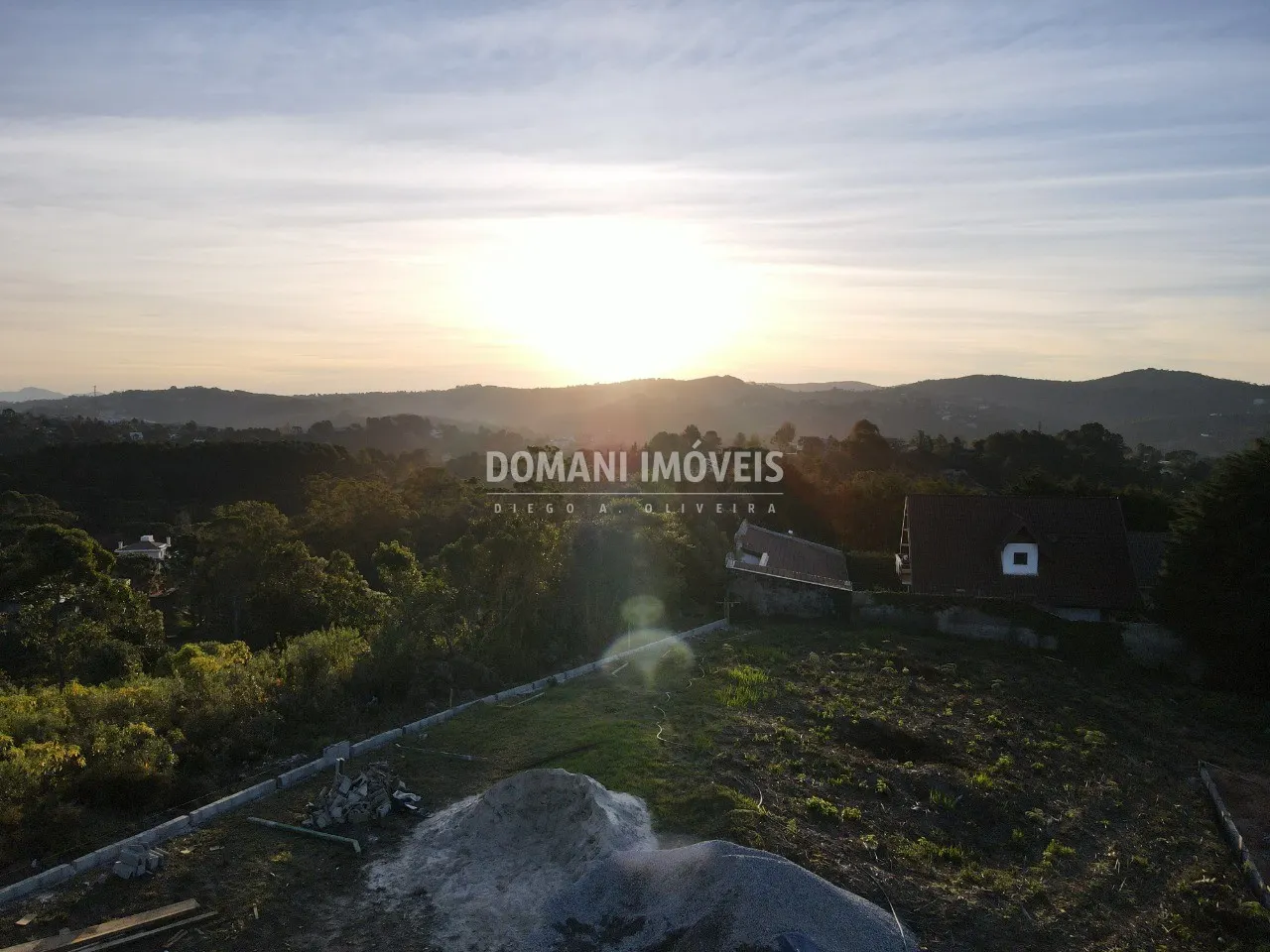 Plot for sale of 1,060 m² in Campos do Jordão, SP, Brazil