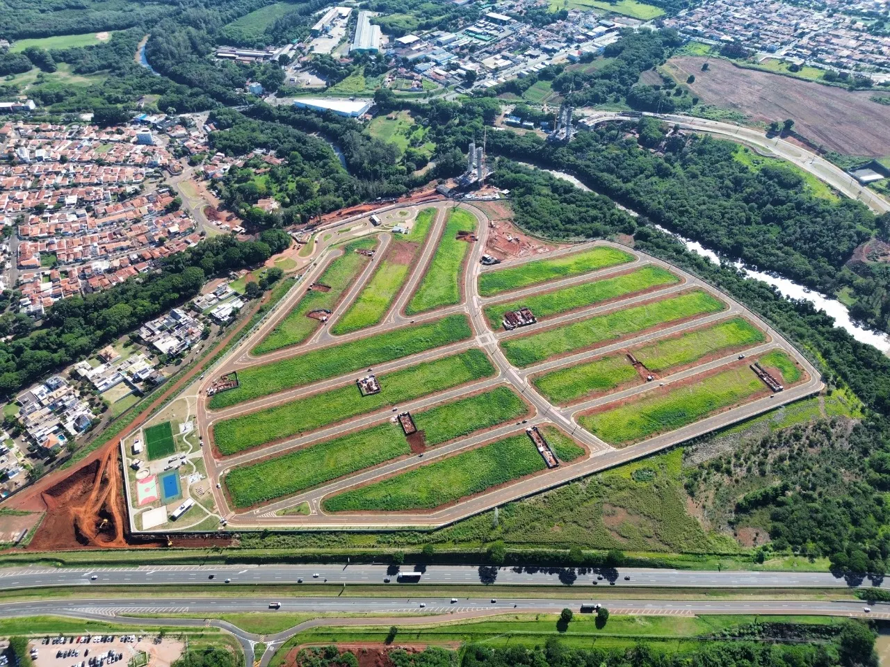 Terreno à venda de 250 m² em Paulínia, SP, Brasil