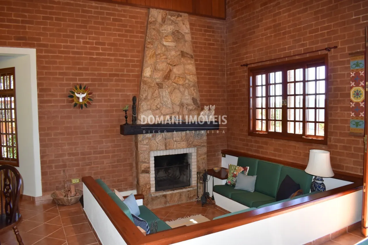 Casa à venda de 1.090 m² em Campos do Jordão, SP, Brasil