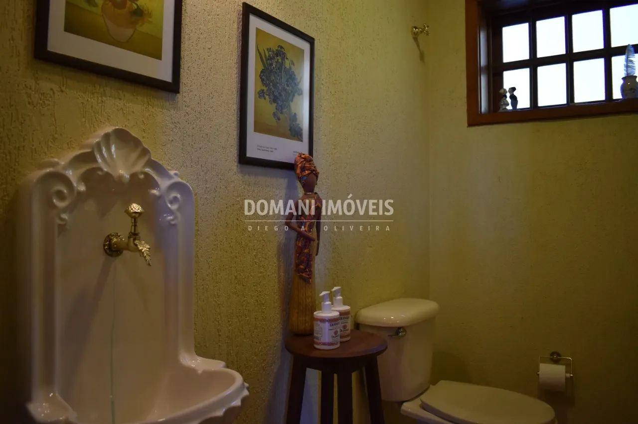 Casa à venda de 1.090 m² em Campos do Jordão, SP, Brasil