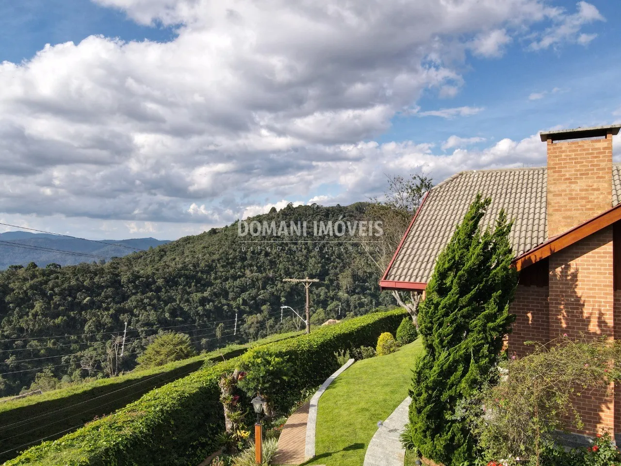 Casa à venda de 1.090 m² em Campos do Jordão, SP, Brasil