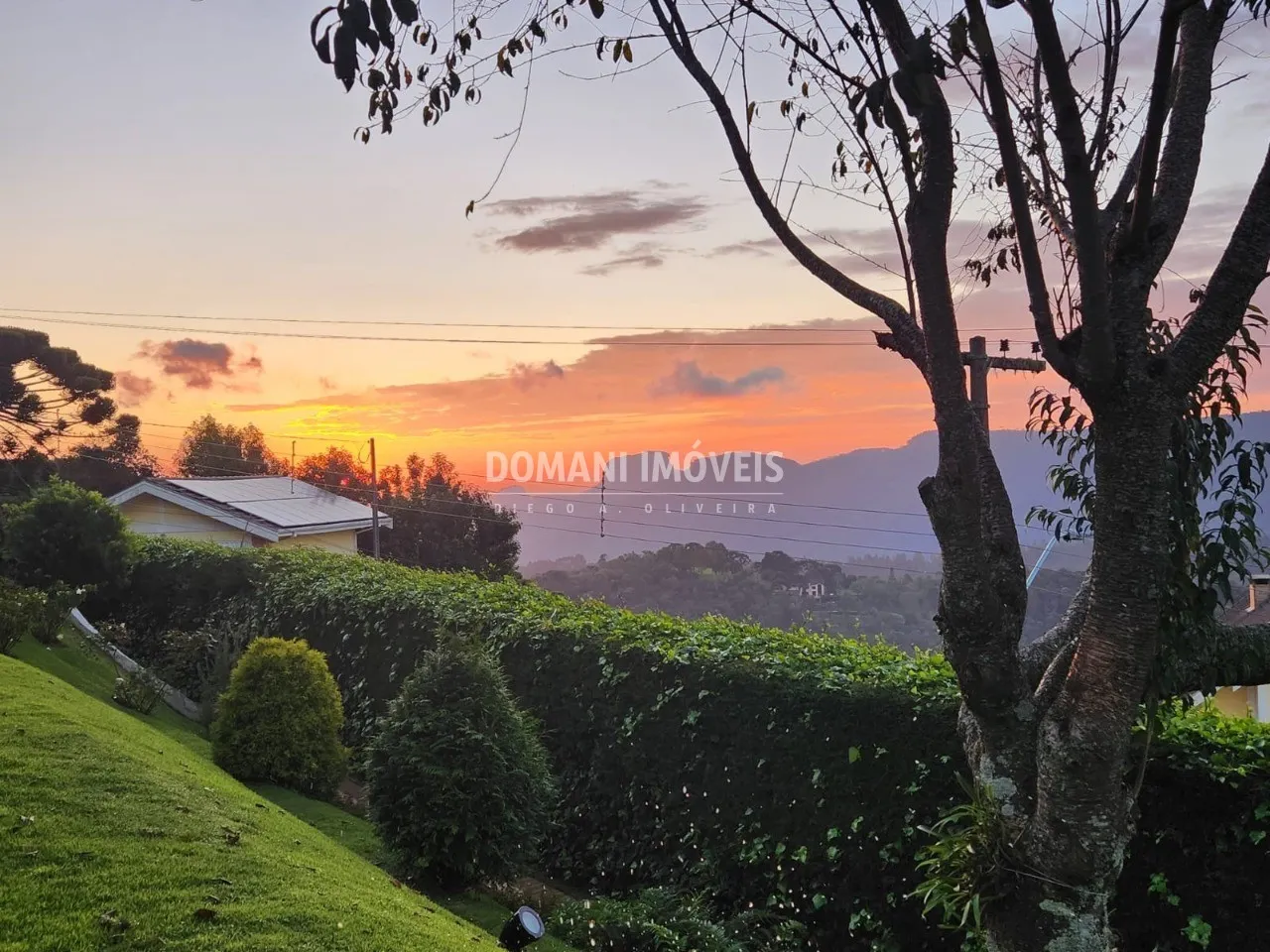 Casa à venda de 1.090 m² em Campos do Jordão, SP, Brasil