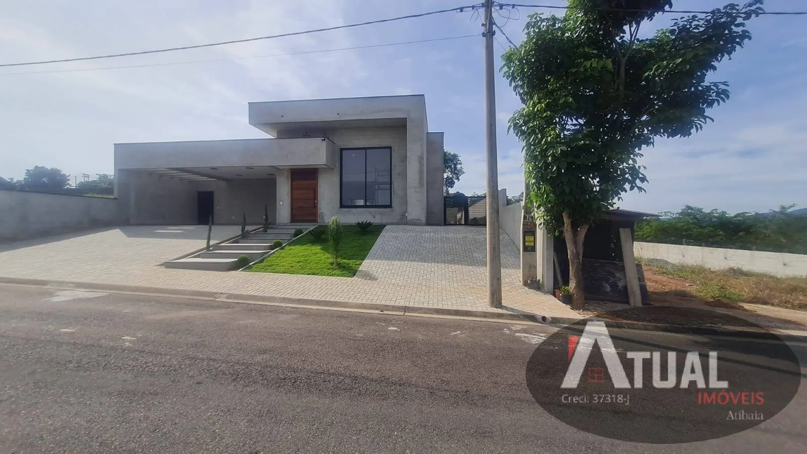 Terreno à venda de 713 m² em Bom Jesus dos Perdões, SP, Brasil