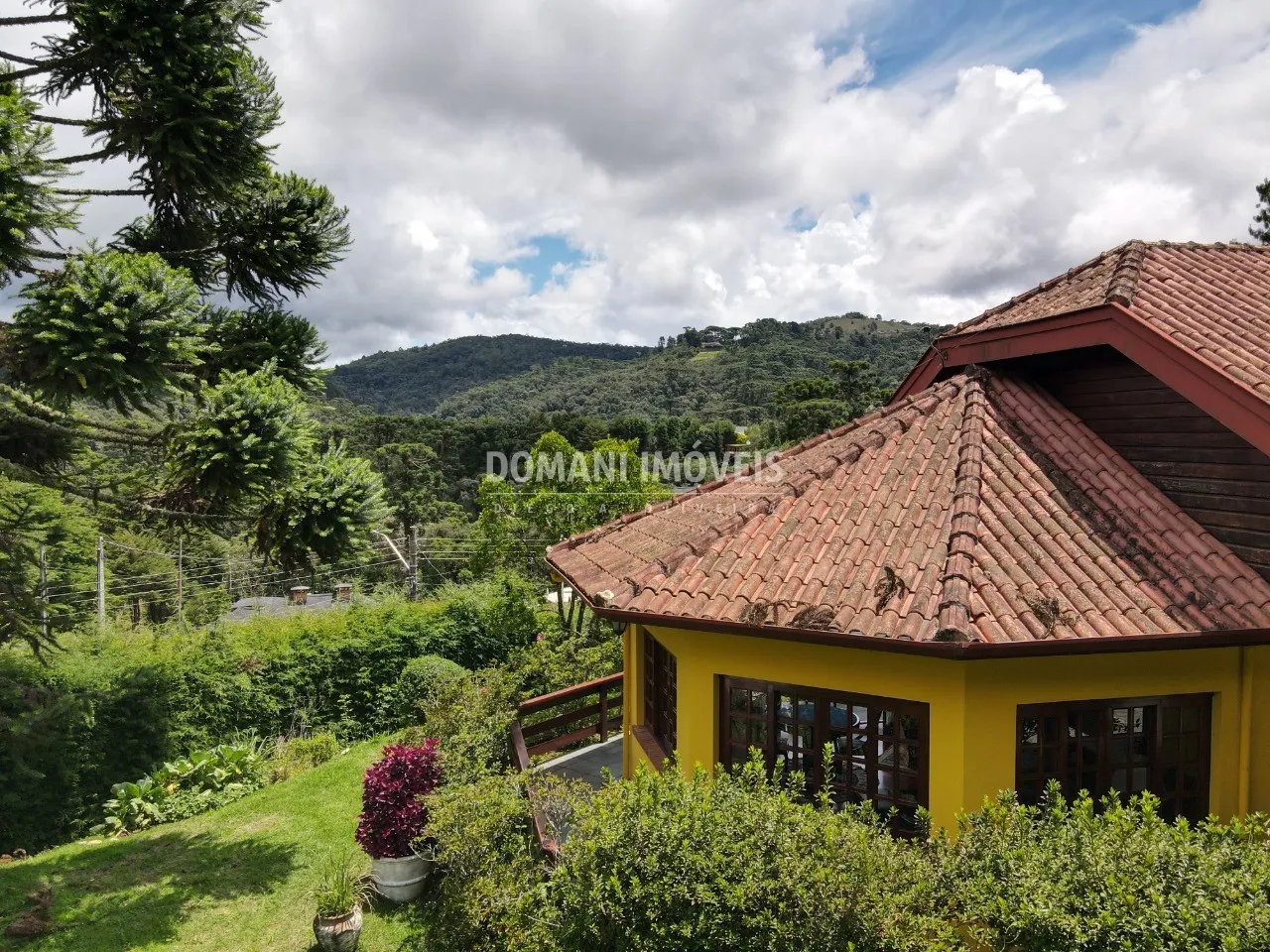 Casa à venda de 1.010 m² em Campos do Jordão, SP, Brasil