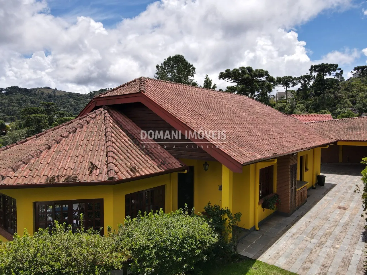 Casa à venda de 1.010 m² em Campos do Jordão, SP, Brasil