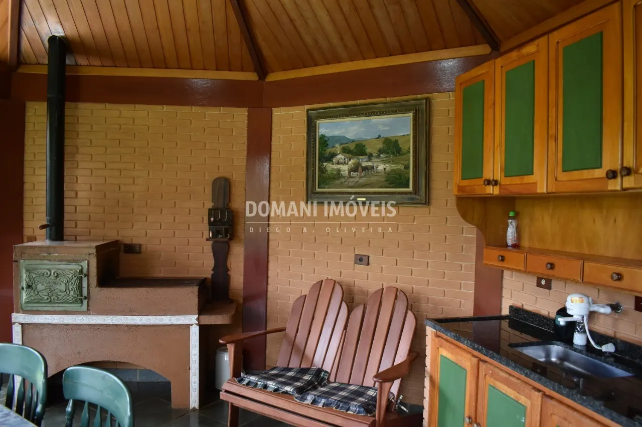 Casa à venda de 1.010 m² em Campos do Jordão, SP, Brasil