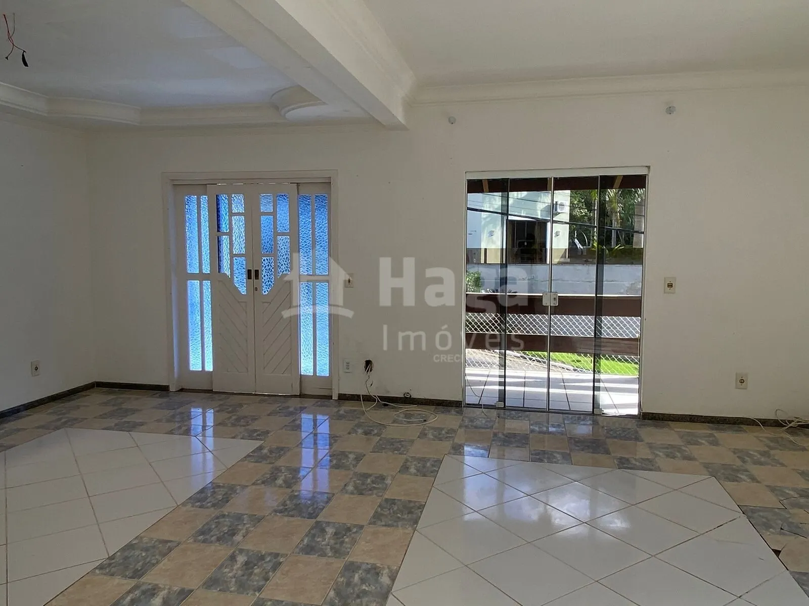 Casa à venda de 311 m² em Balneário Camboriú, SC, Brasil