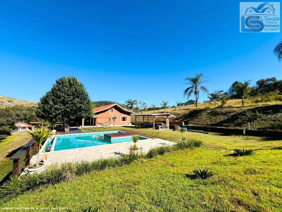 Small farm for sale of 17 acres in Pinhalzinho, SP, Brazil