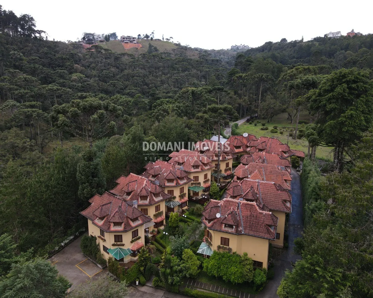 Casa à venda de 250 m² em Campos do Jordão, SP, Brasil