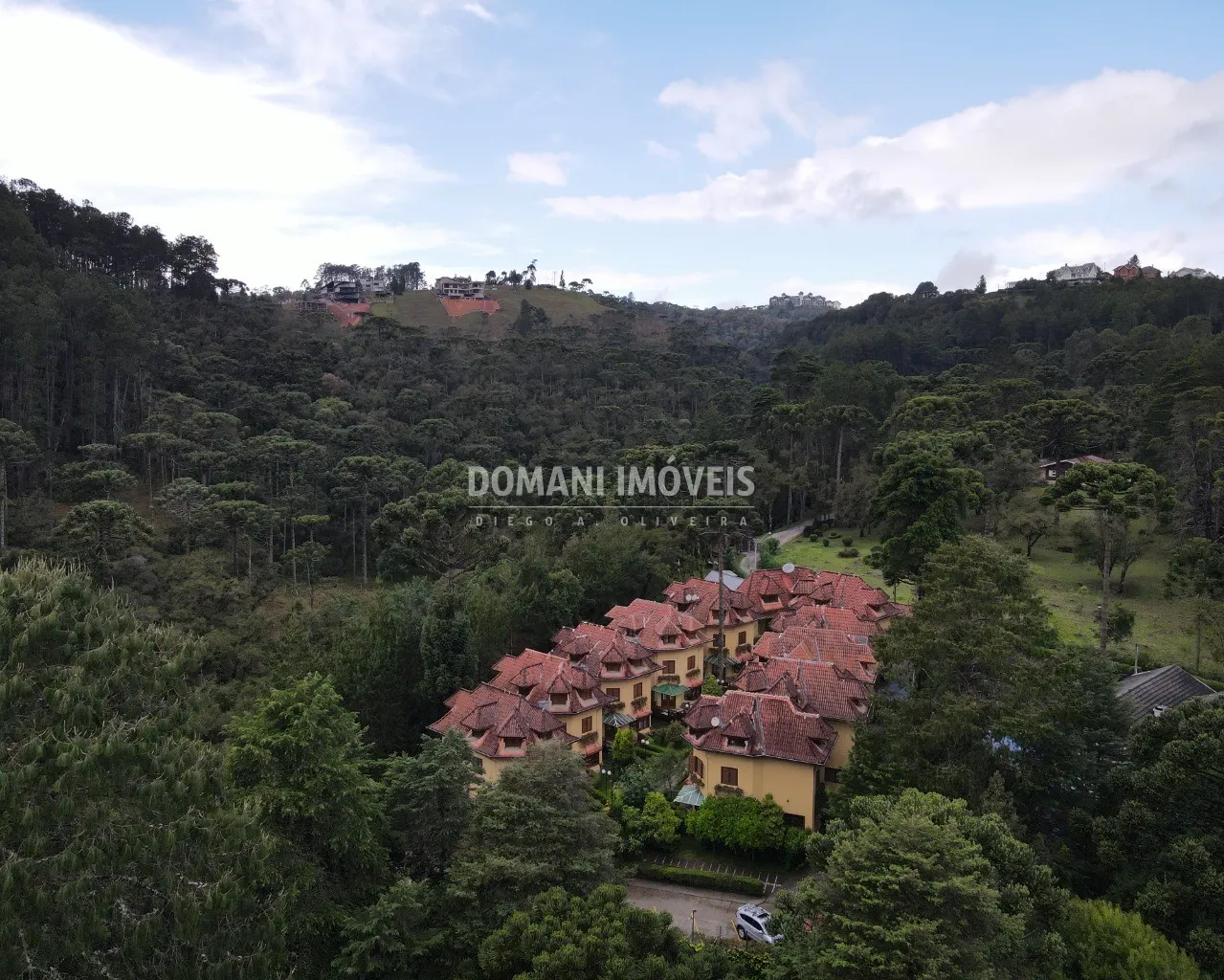 Casa à venda de 250 m² em Campos do Jordão, SP, Brasil