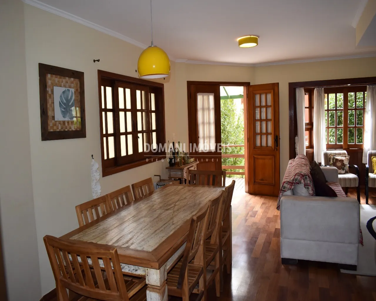 Casa à venda de 250 m² em Campos do Jordão, SP, Brasil