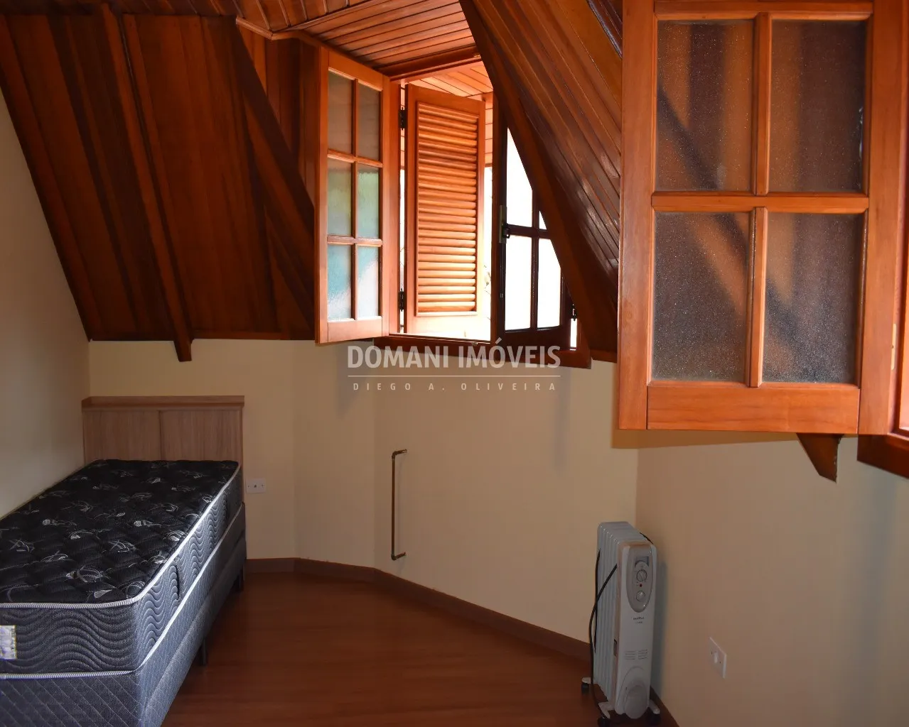 Casa à venda de 250 m² em Campos do Jordão, SP, Brasil